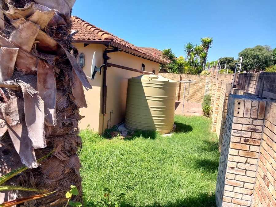 3 Bedroom Property for Sale in Summerstrand Eastern Cape